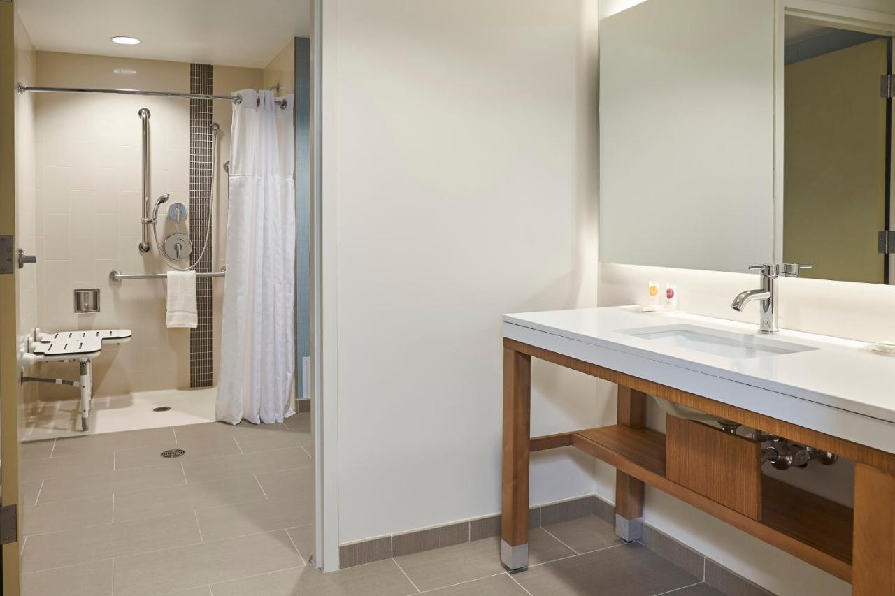Hyatt Place Toronto/Mississauga Centre Εξωτερικό φωτογραφία
